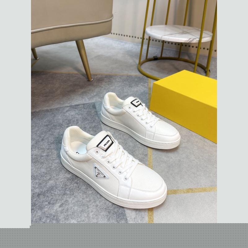 Pra*a sneakers